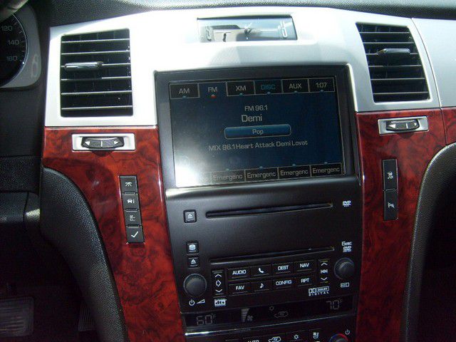 2007 Cadillac Escalade ESV SR5 Sport Utility 4D