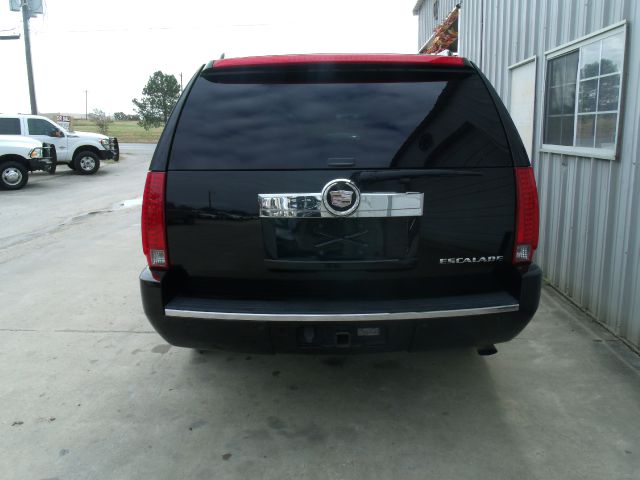 2008 Cadillac Escalade ESV SR5 Sport Utility 4D