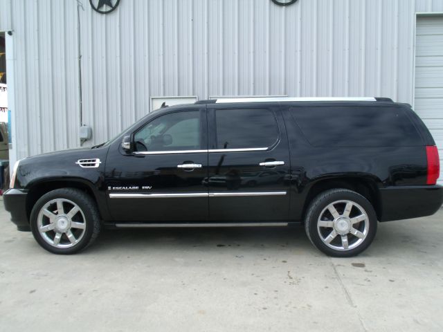 2008 Cadillac Escalade ESV SR5 Sport Utility 4D