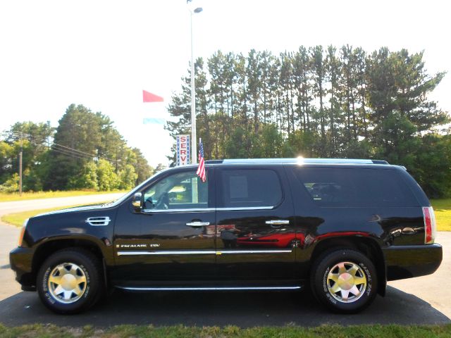 2008 Cadillac Escalade ESV SR5 Sport Utility 4D