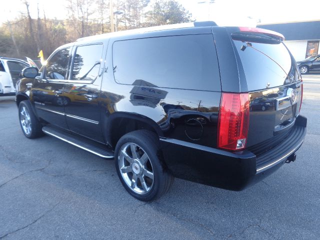 2008 Cadillac Escalade ESV SR5 Sport Utility 4D