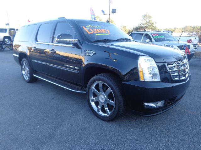 2008 Cadillac Escalade ESV SR5 Sport Utility 4D