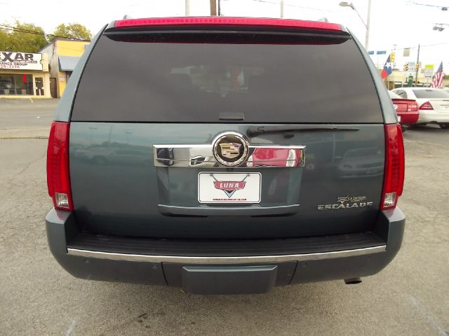 2008 Cadillac Escalade ESV SR5 Sport Utility 4D