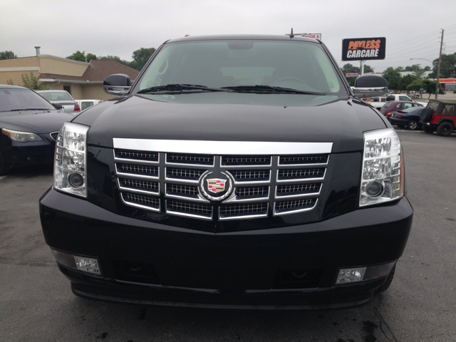 2009 Cadillac Escalade ESV 323ci