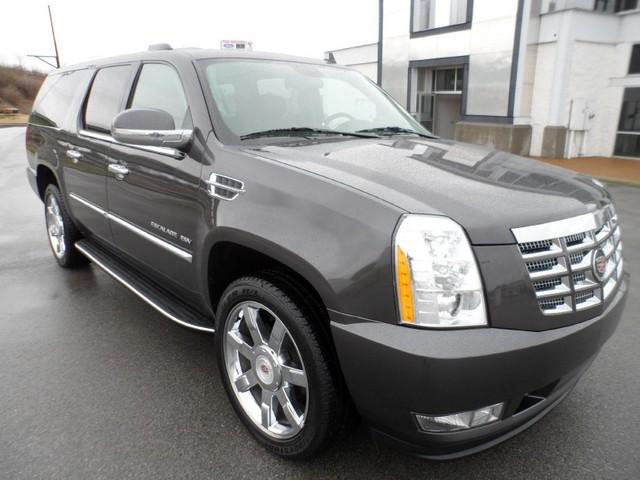 2010 Cadillac Escalade ESV Coupe