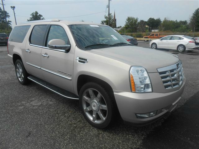 2010 Cadillac Escalade ESV 5dr Hatchback Automatic