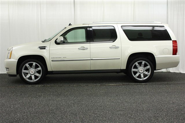 2010 Cadillac Escalade ESV Premium