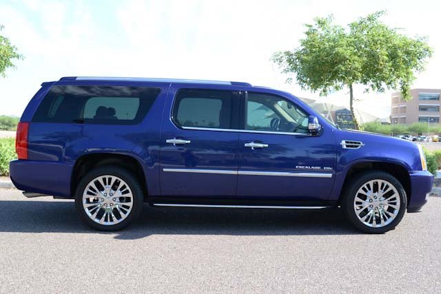 2010 Cadillac Escalade ESV Coupe