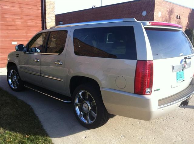 2010 Cadillac Escalade ESV V25