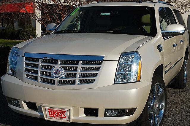 2011 Cadillac Escalade ESV Premium