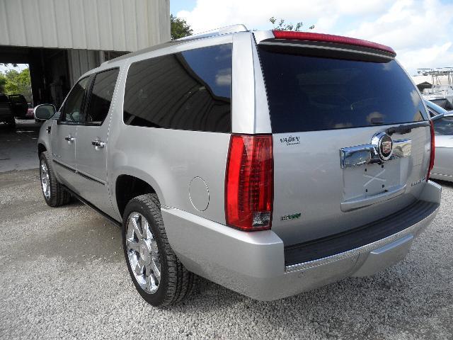 2011 Cadillac Escalade ESV Premium