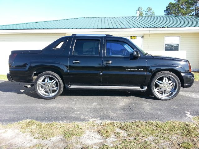 2002 Cadillac Escalade EXT Tech With Rear Entertainment