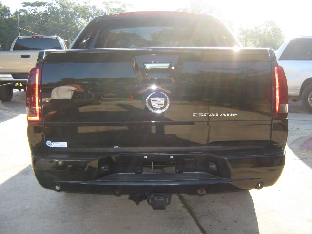 2002 Cadillac Escalade EXT Tech With Rear Entertainment