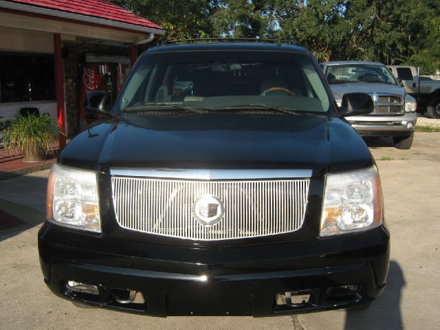 2002 Cadillac Escalade EXT Tech With Rear Entertainment