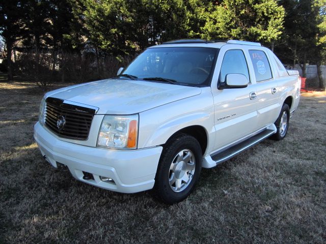 2002 Cadillac Escalade EXT Tech With Rear Entertainment