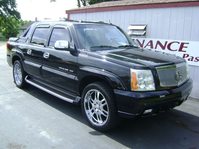 2003 Cadillac Escalade EXT Tech With Rear Entertainment