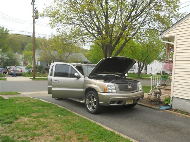 2003 Cadillac Escalade EXT Unknown