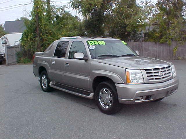 2003 Cadillac Escalade EXT Unknown