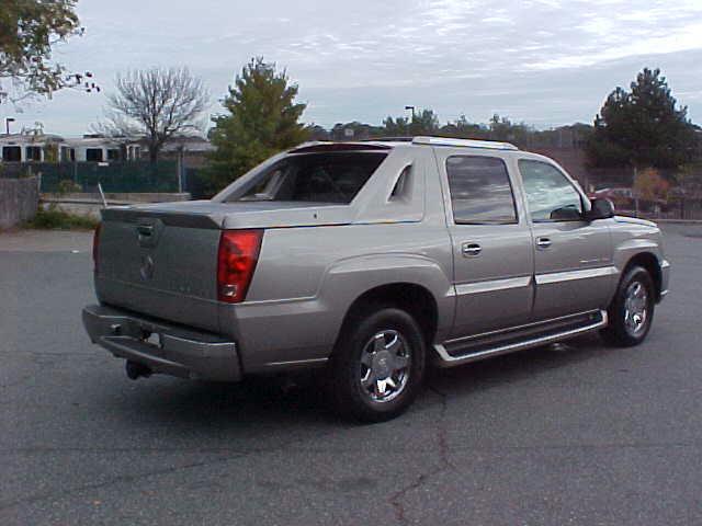 2003 Cadillac Escalade EXT Unknown