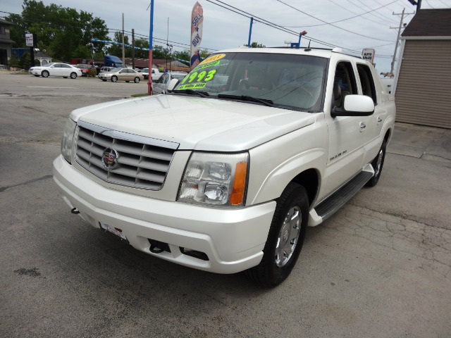 2003 Cadillac Escalade EXT Tech With Rear Entertainment