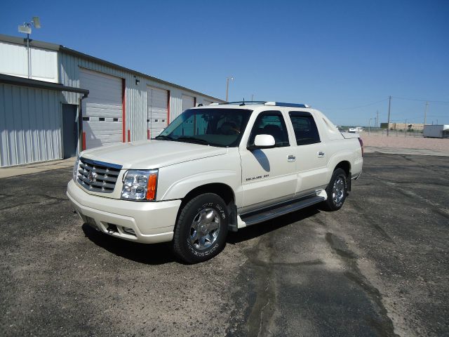 2004 Cadillac Escalade EXT XLT 4X4 Diesel BAD Credit OK