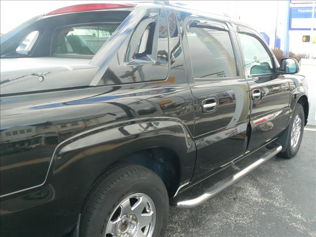 2005 Cadillac Escalade EXT GT Premium 2-doors