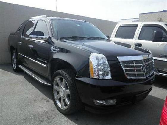 2007 Cadillac Escalade EXT Tech With Rear Entertainment