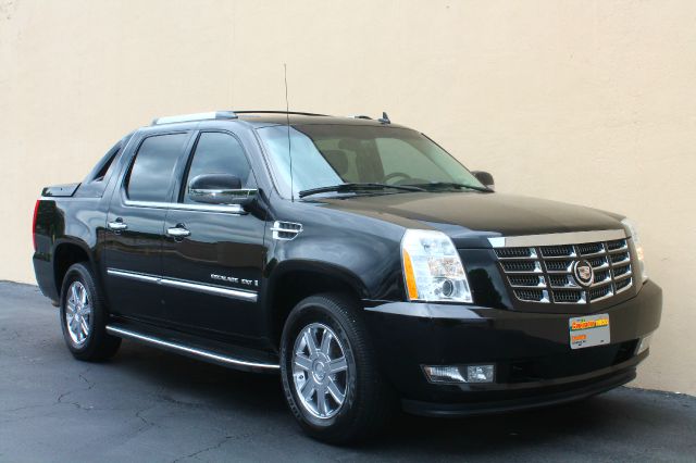 2007 Cadillac Escalade EXT Tech With Rear Entertainment