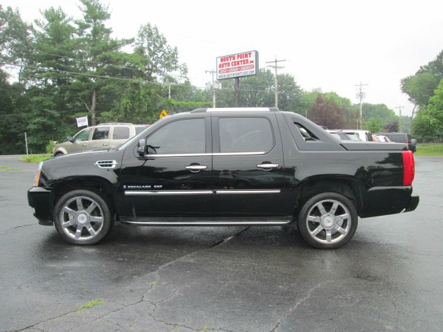 2008 Cadillac Escalade EXT Tech With Rear Entertainment