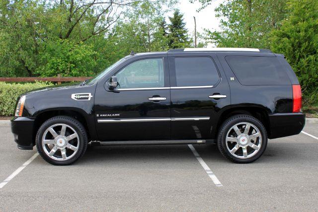 2009 Cadillac Escalade Hybrid Ram 3500 Diesel 2-WD