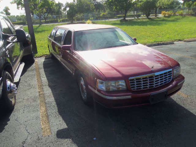 1998 Cadillac Limousine 2WD Auto S