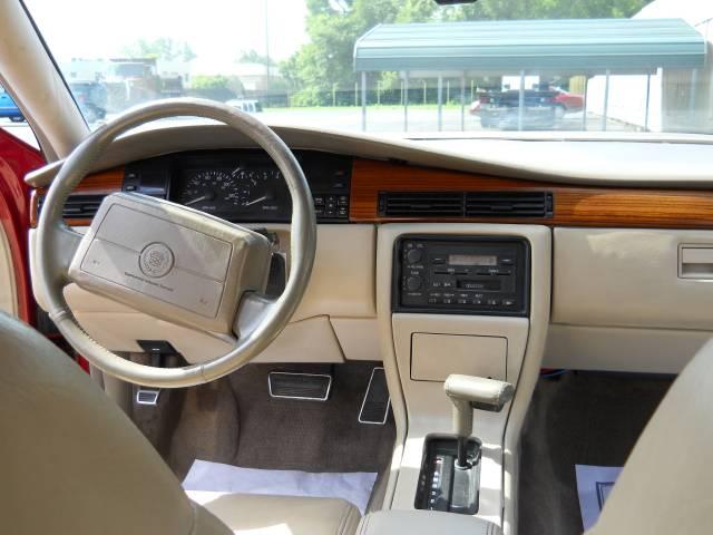 1992 Cadillac SEVILLE Unknown