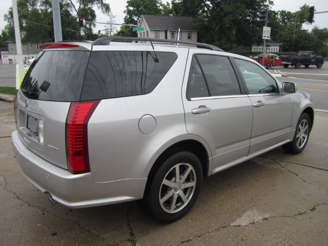 2004 Cadillac SRX SE-R