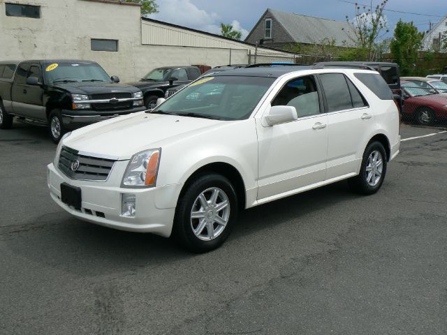 2004 Cadillac SRX Red Line