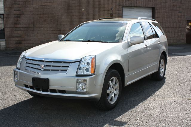 2004 Cadillac SRX SE-R