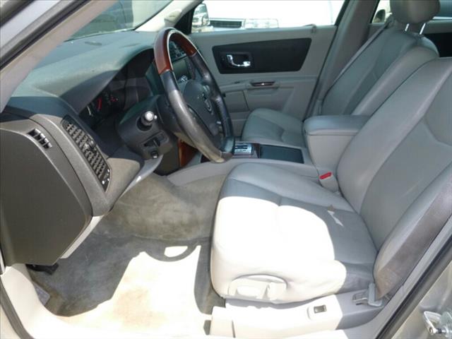 2004 Cadillac SRX 4WD Ext Cab 143.5 SLT