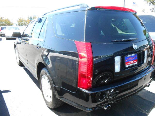 2004 Cadillac SRX Red Line