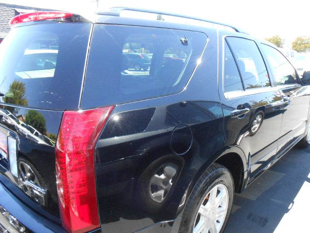 2004 Cadillac SRX Red Line