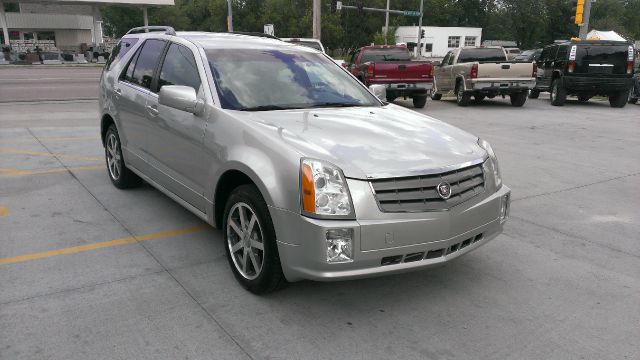 2004 Cadillac SRX SE-R