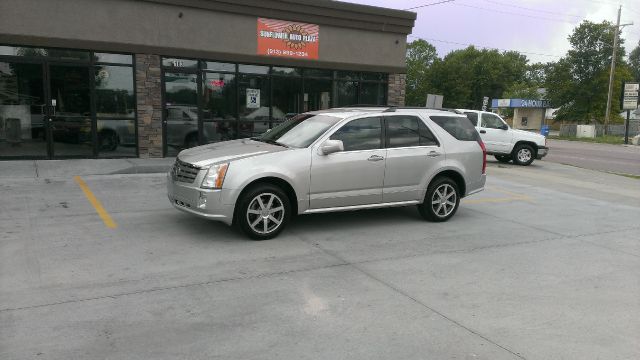 2004 Cadillac SRX SE-R