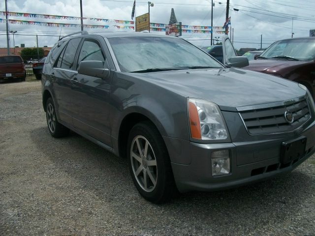 2004 Cadillac SRX SE-R