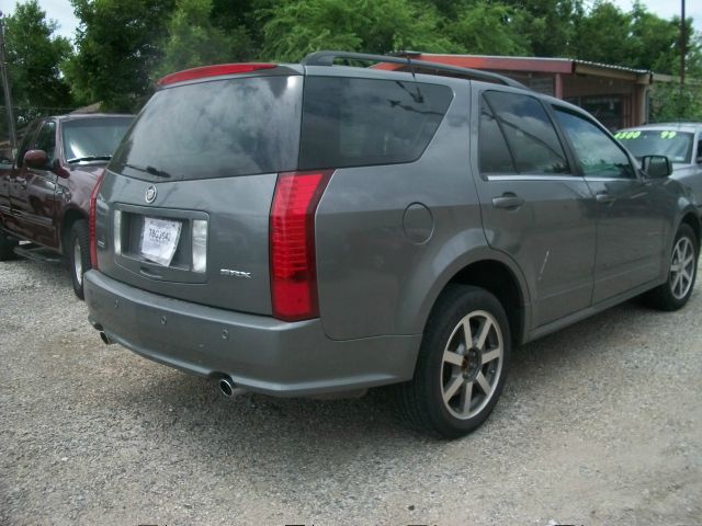 2004 Cadillac SRX SE-R