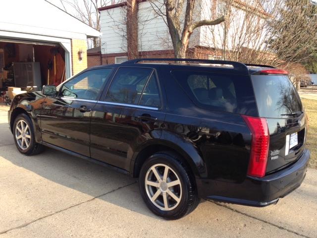 2004 Cadillac SRX Unknown