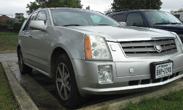 2004 Cadillac SRX SE-R