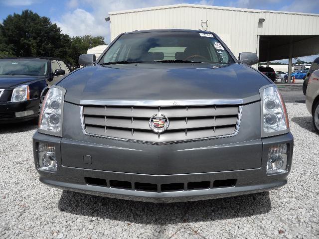 2004 Cadillac SRX Base