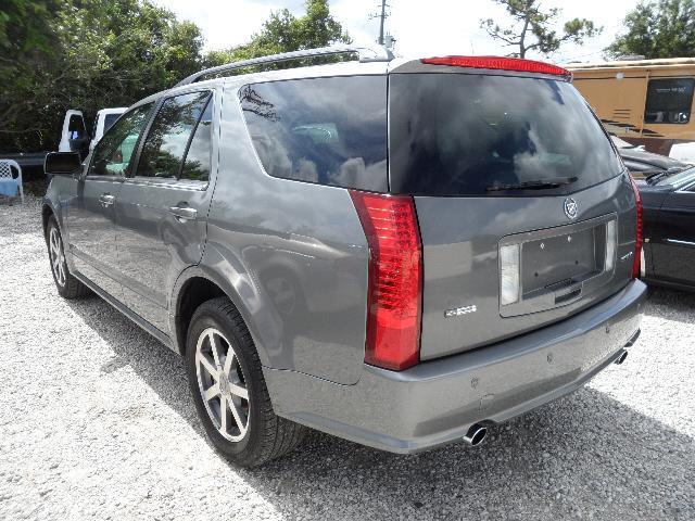 2004 Cadillac SRX Base