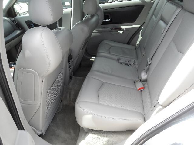 2004 Cadillac SRX Base