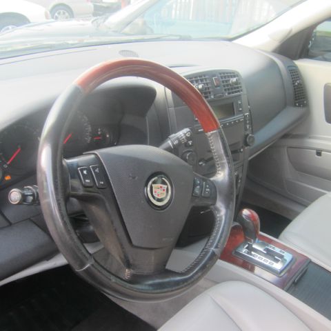 2004 Cadillac SRX Unknown