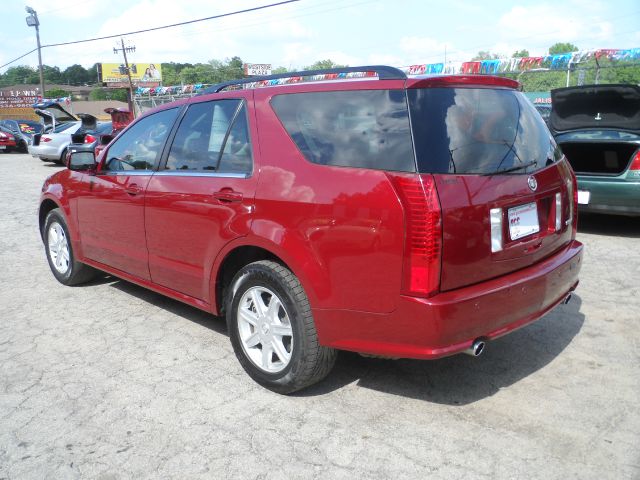 2004 Cadillac SRX Red Line