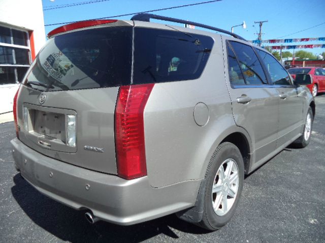 2004 Cadillac SRX Red Line